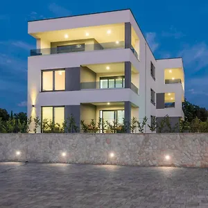 Stemark Apartment